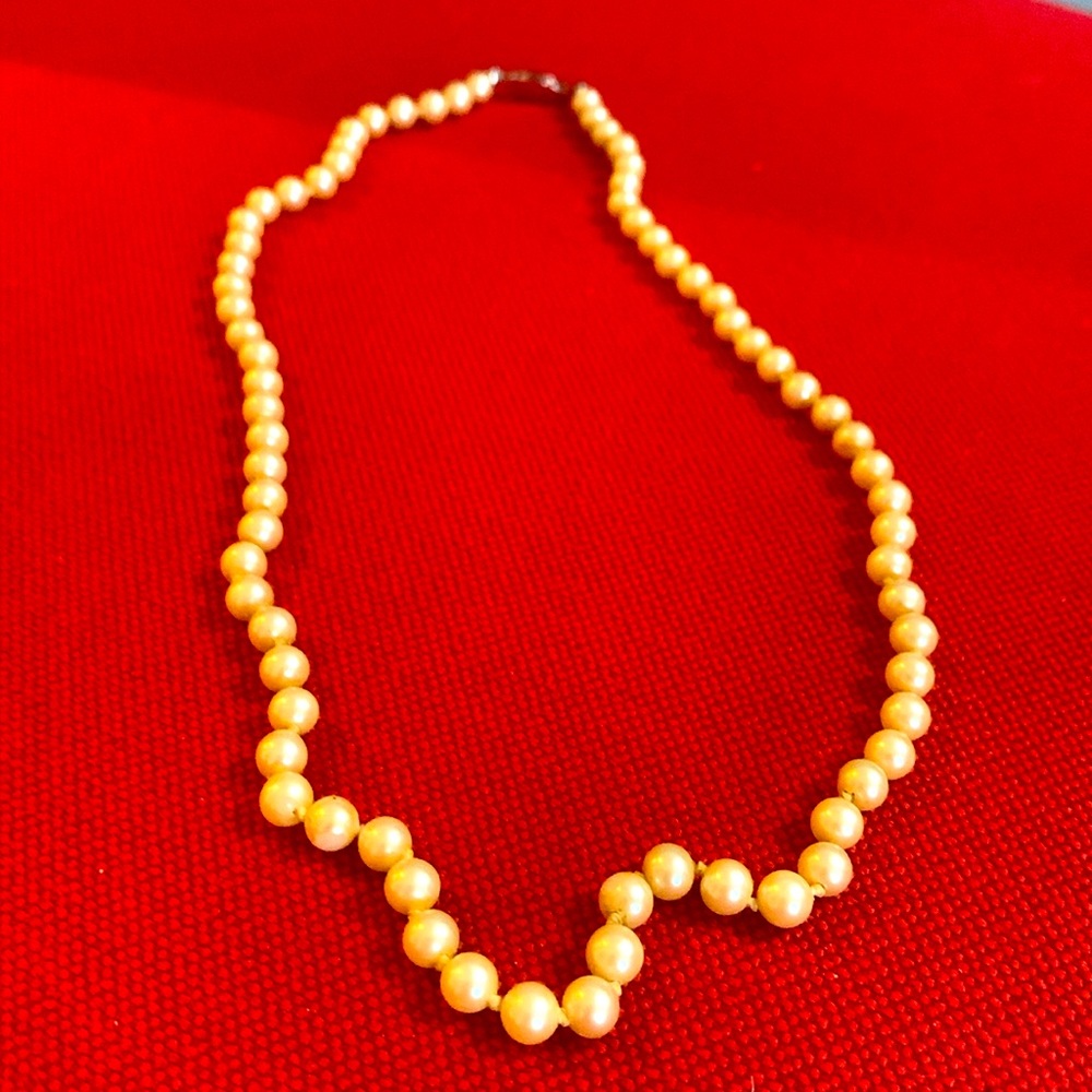 Like 🆕Lot of 10 pc Vintage Faux Pearl Costume Jewellery - Picture 16 of 17